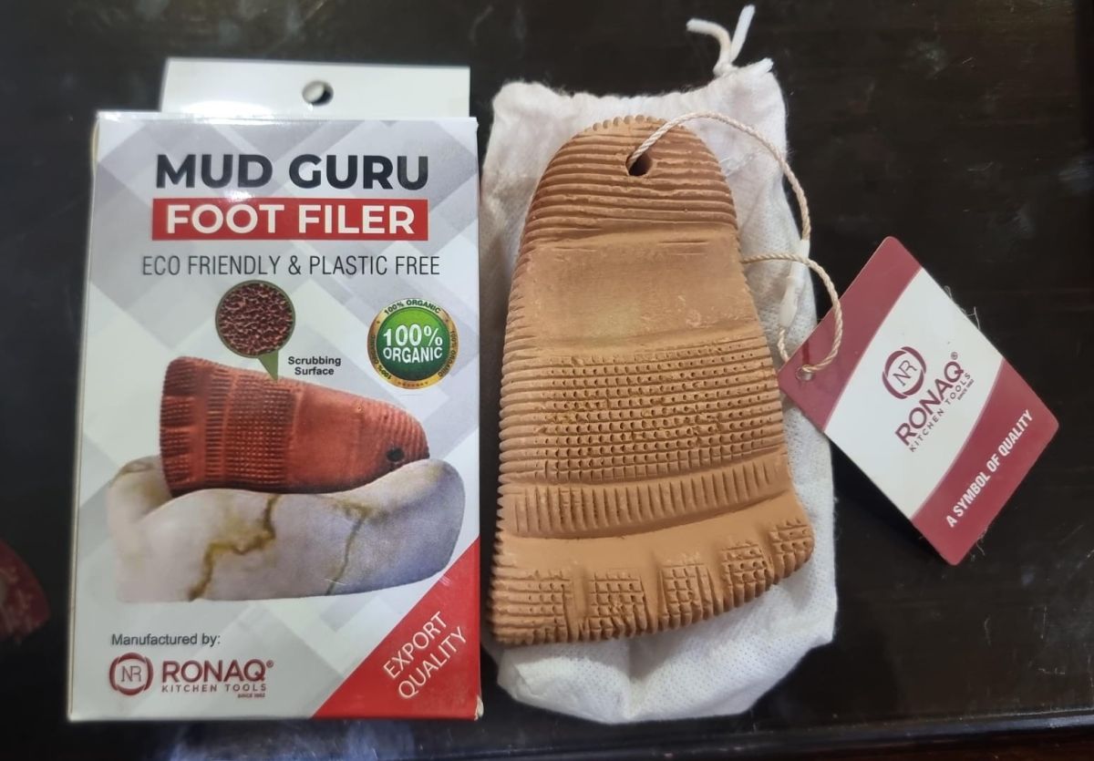 Mud Guru Foot Scrubber, Corn Remover for feet, Dead Skin Remover View Gallery - Pakistan