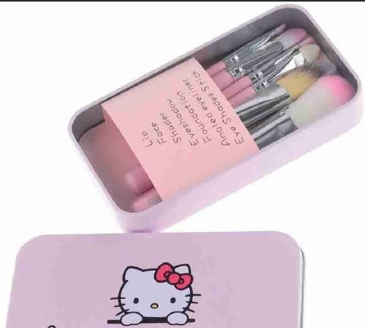 07 PCs Kitty Style Brushes  Makeup Brush Set | Complete Brush Kit for Professional and Beginner (Pink Color) View Gallery - Pakistan