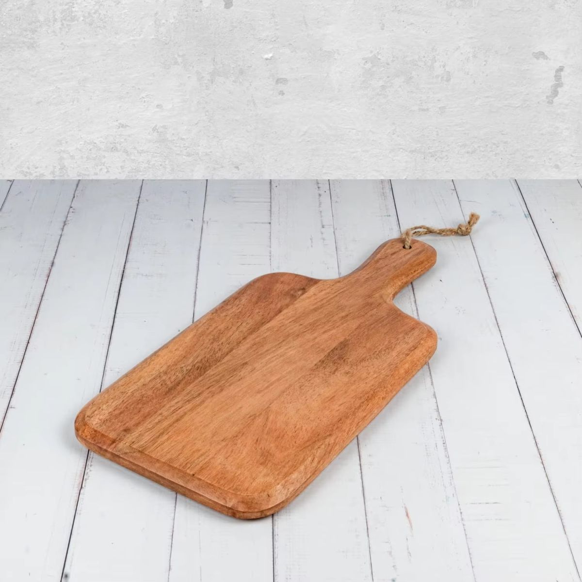 Premium Acacia Oar-Style Face-Grain Cutting Board View Gallery - Pakistan
