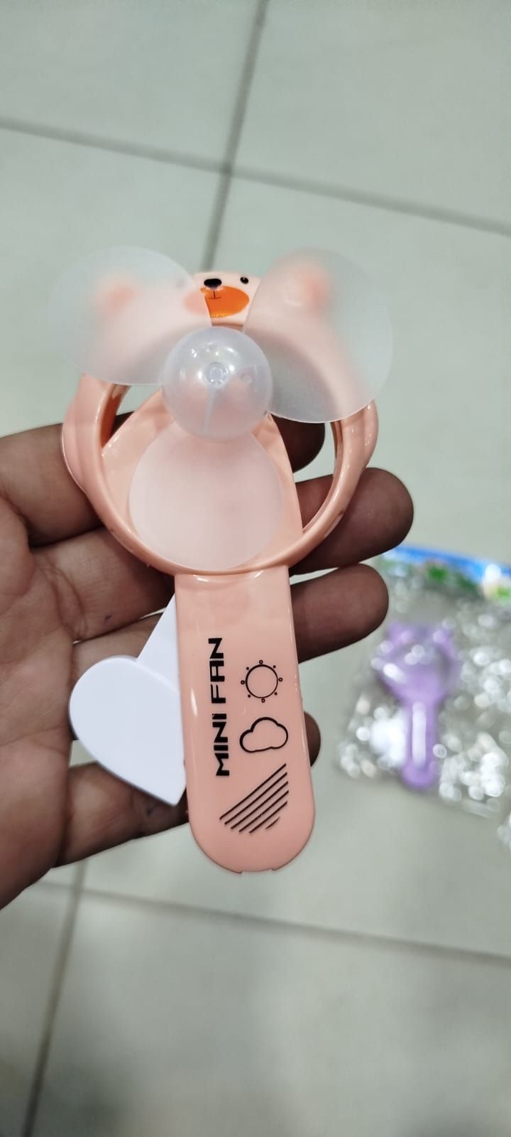Manual Cute Summer Hand Fan Durable Ultra-Quiet Cooling Fans for Travel Office Room View Gallery - Pakistan
