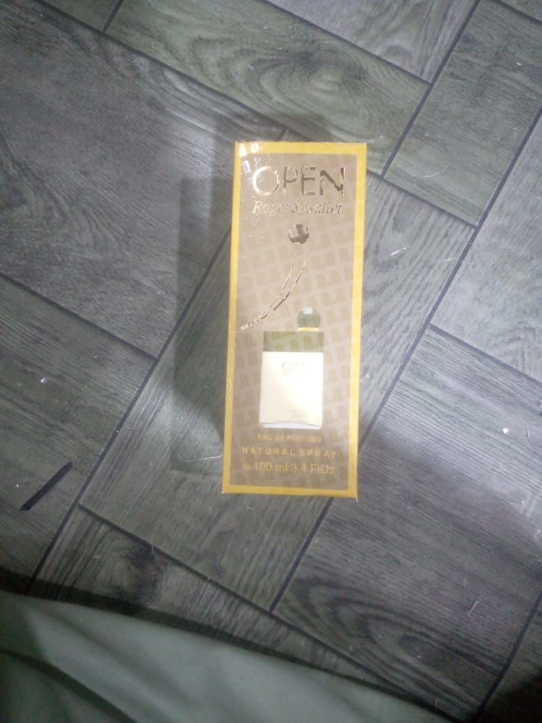 Open Roger &amp; Gallet Perfume For Men - 100 ml | Made in Pakistan View Gallery - Pakistan