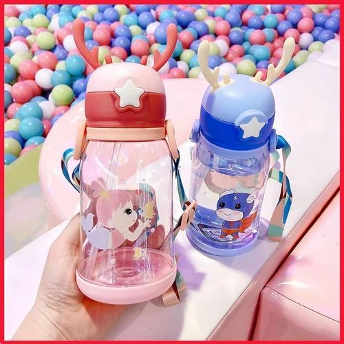 Adorable Reindeer-Themed Kids Water Bottle – Durable Thorn-Shaped Design with Leak-Proof Lid, Easy-Grip Handle, and BPA-Free Material for School, Travel, and Outdoor Activities - 600ml - Random Color - Without Box View Gallery - Pakistan