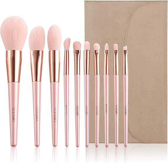 Sweet Beauty 07 PCs Makeup Brush Set | Complete Brush Kit for Professional and Beginner (Random Color) View Gallery - Pakistan