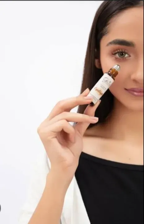 Glowrify Eyelight Serum - Eliminates Dark Circles Around Eyes &amp; Puffy Eyes 10 ML View Gallery - Pakistan