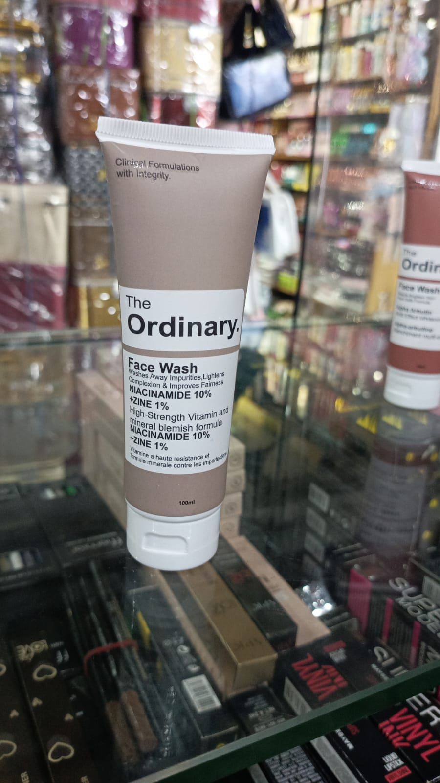 The Ordinary NIACINAMIDE 10%  +ZINE 1%  100 ML Face Wash View Gallery - Pakistan