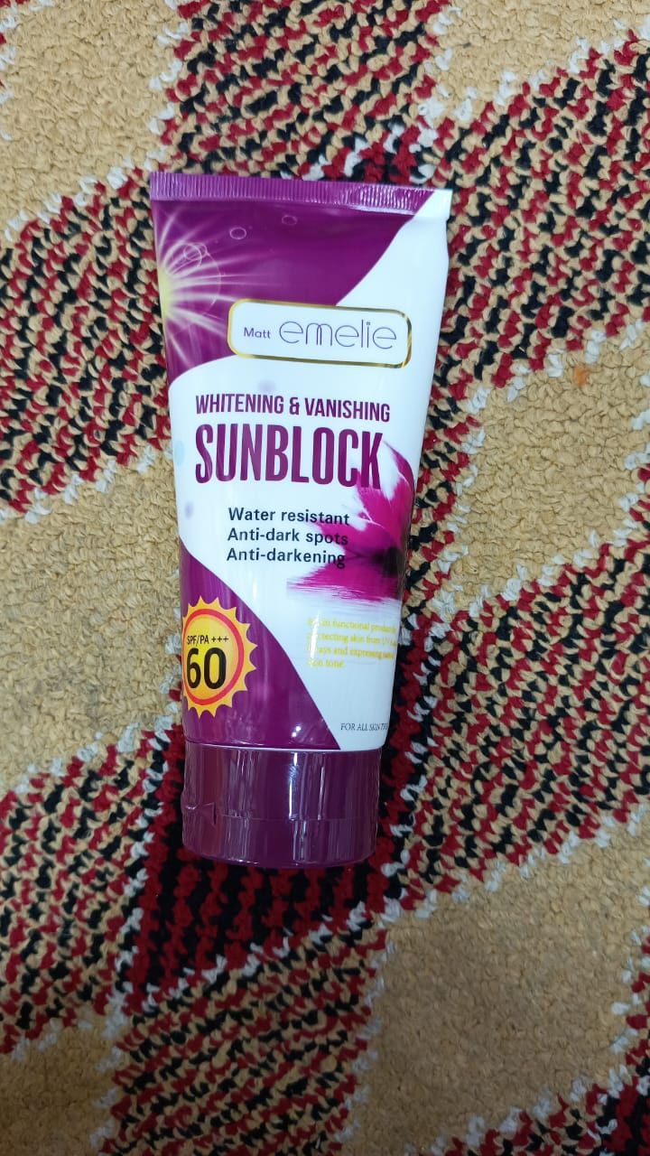 Emelie Sunblock SPF 60 – Ultimate Protection for Your Skin | 100ml View Gallery - Pakistan