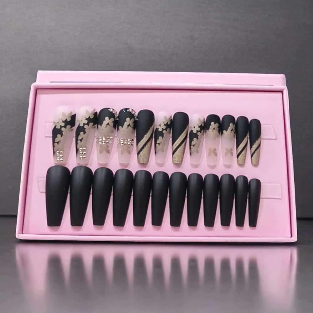 24 Pcs black Matte Perfection – O.two.o Nail Polish For A Luxe Look | Best Nails For Women View Gallery - Pakistan