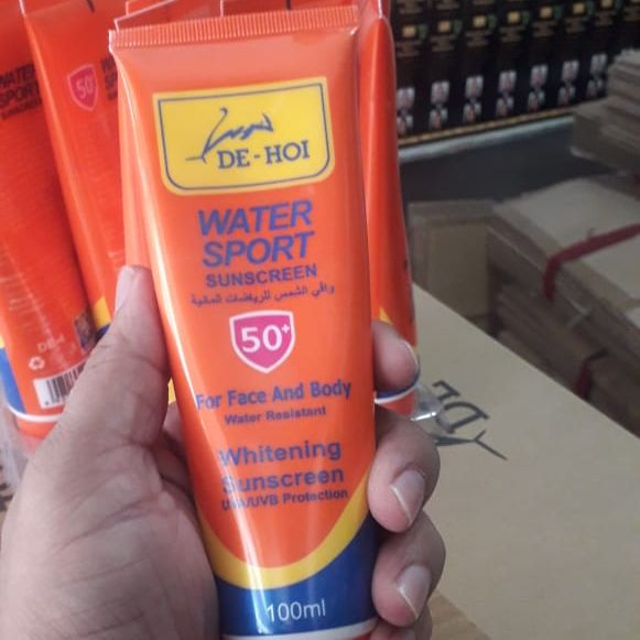 De-Hoi Water-Resistant Whitening &amp; Moisturizer Sunblock Sunscreen | Sun Protection + Skin Brightening | Lightweight &amp; Hydrating for Face &amp; Body View Gallery - Pakistan