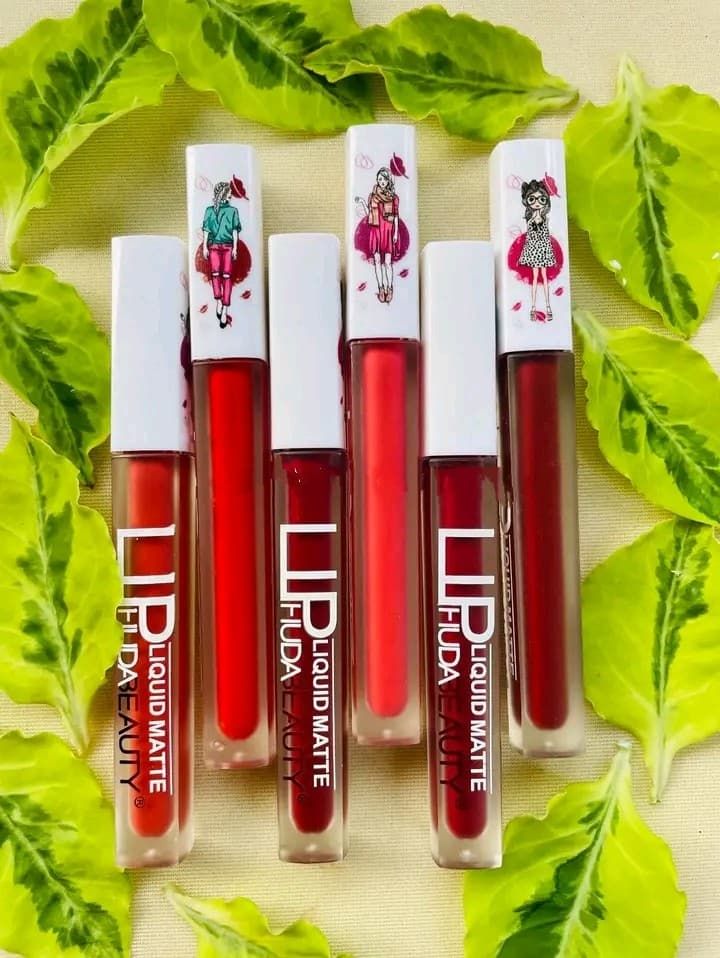 6-Piece Matte Lip Gloss Set – Multicolor Shades, Long-Lasting Liquid Formula, Velvet Finish - Random Shades (without box) View Gallery - Pakistan
