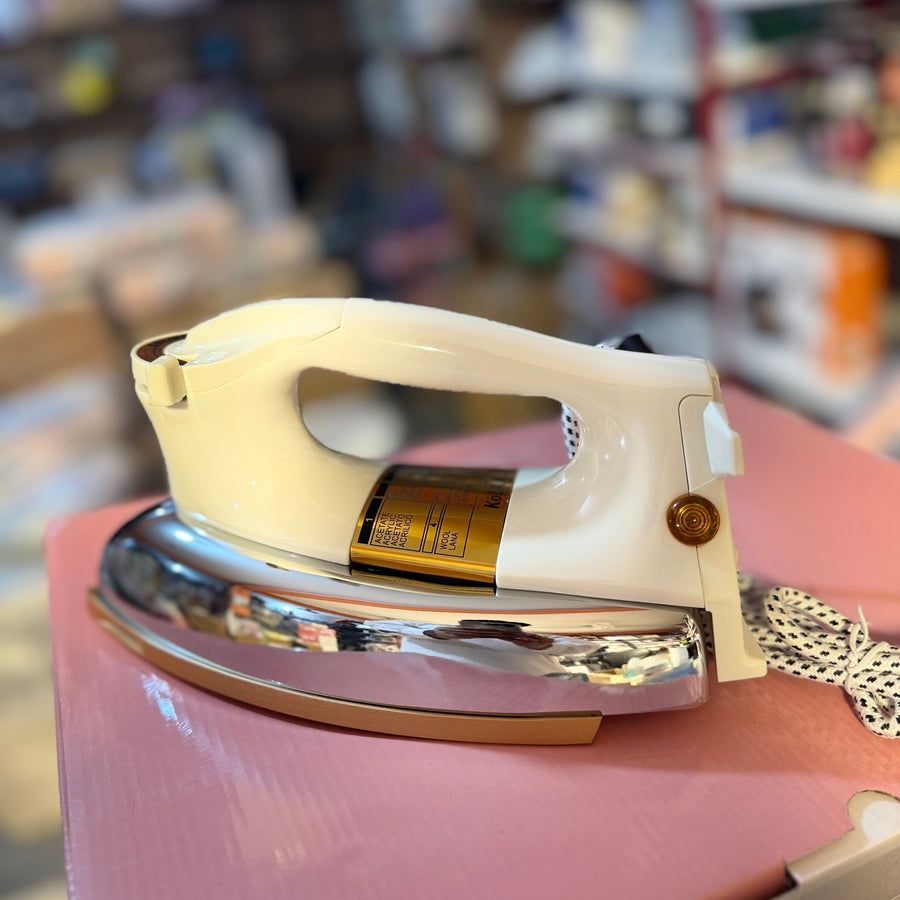 KoLAX Germany Heavy Dry Iron-822480 –1000-1200W Precision Performance with Classic Strength View Gallery - Pakistan