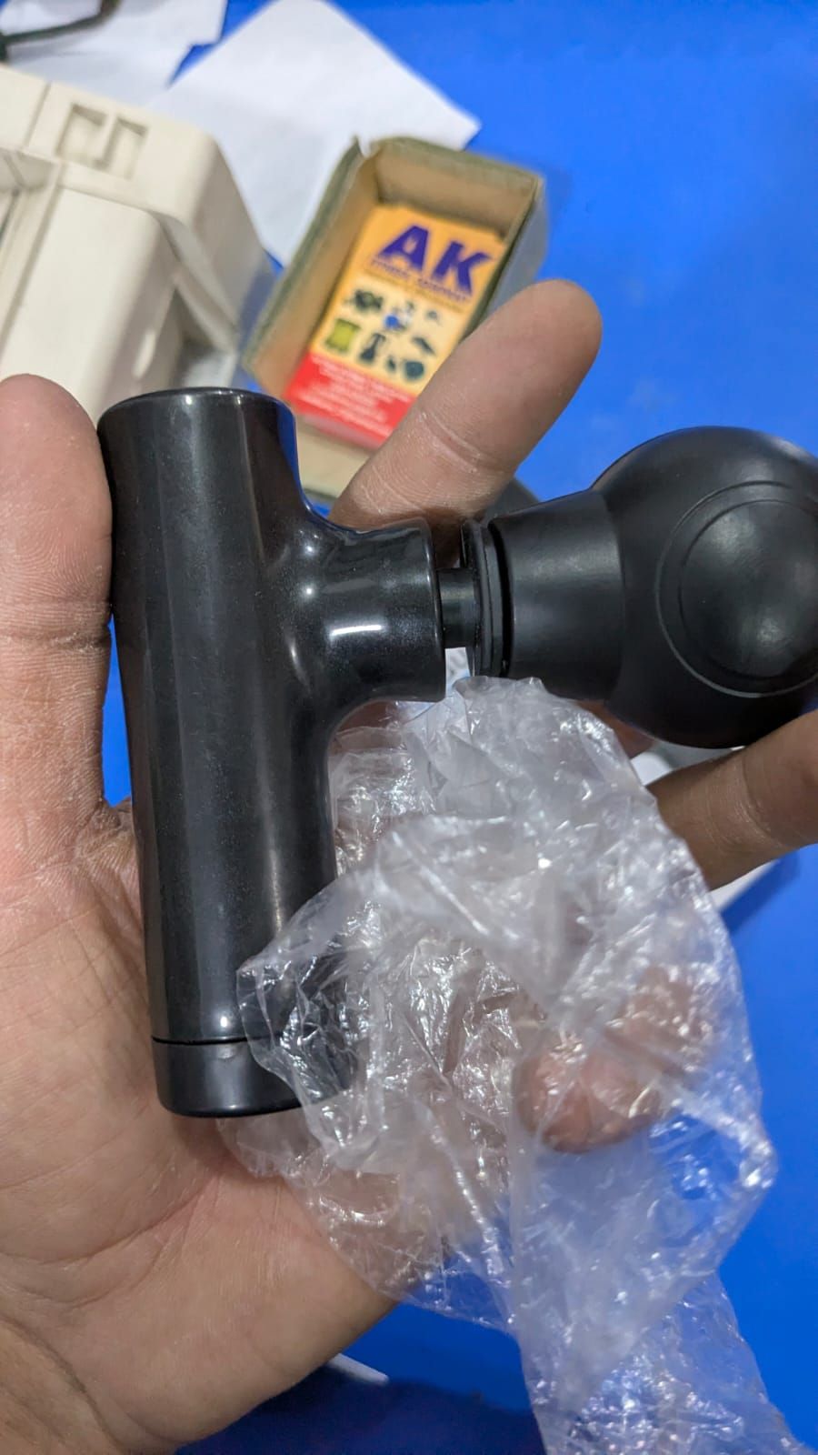 Mini Rechargeable Fascial Gun – Portable Deep Muscle Massager for Pain Relief and Relaxation - Random Color View Gallery - Pakistan