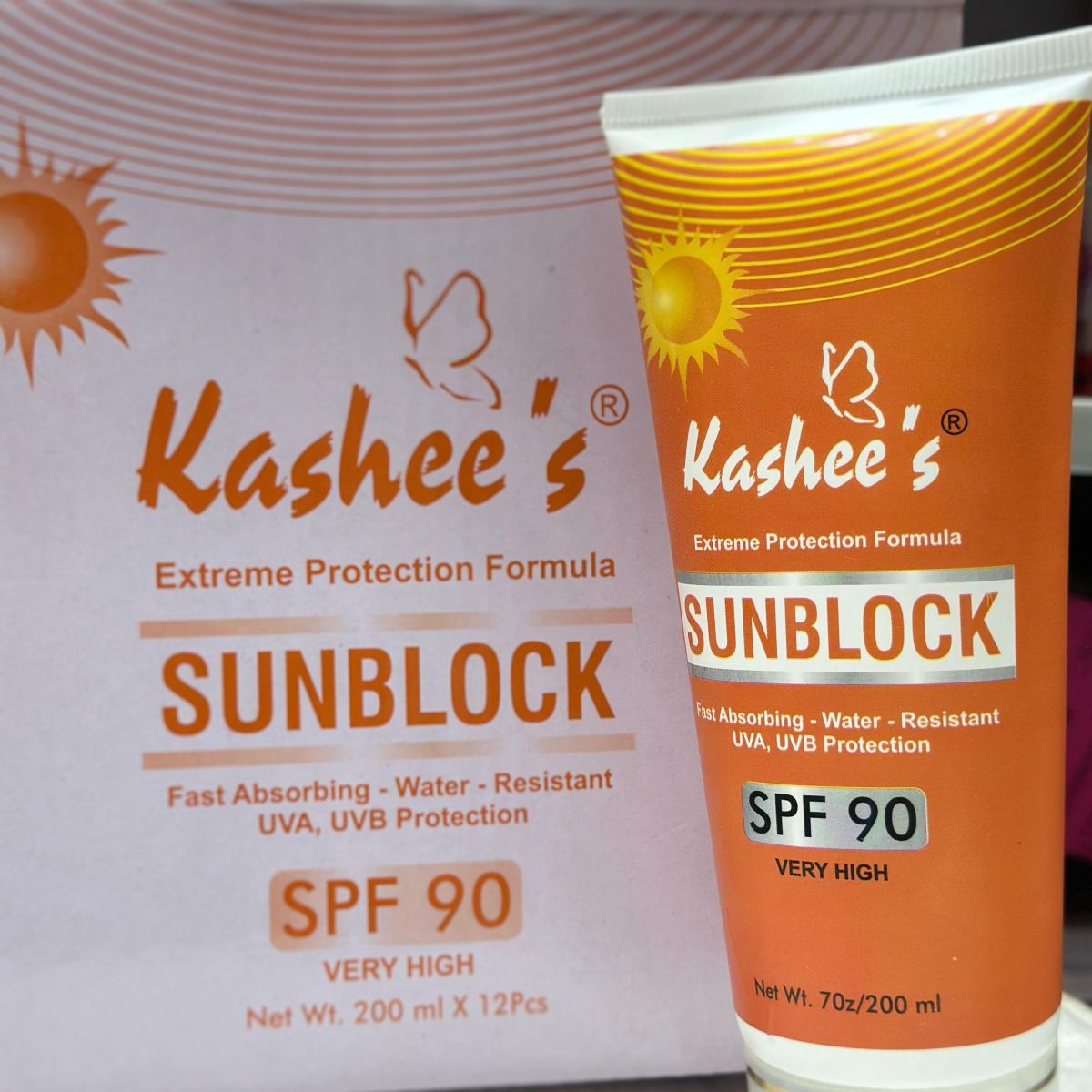 01 Pc Kashee’s Sunblock SPF 90 – Extreme Protection Formula | Fast Absorbing Water Resistant UVA, UVB Protection 200ml View Gallery - Pakistan