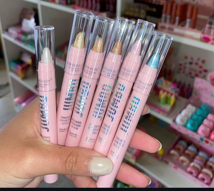 1 Pc Jumbo Multipurpose Crayon – Highlighter + Eyeshadow Creamy Crayon View Gallery - Pakistan