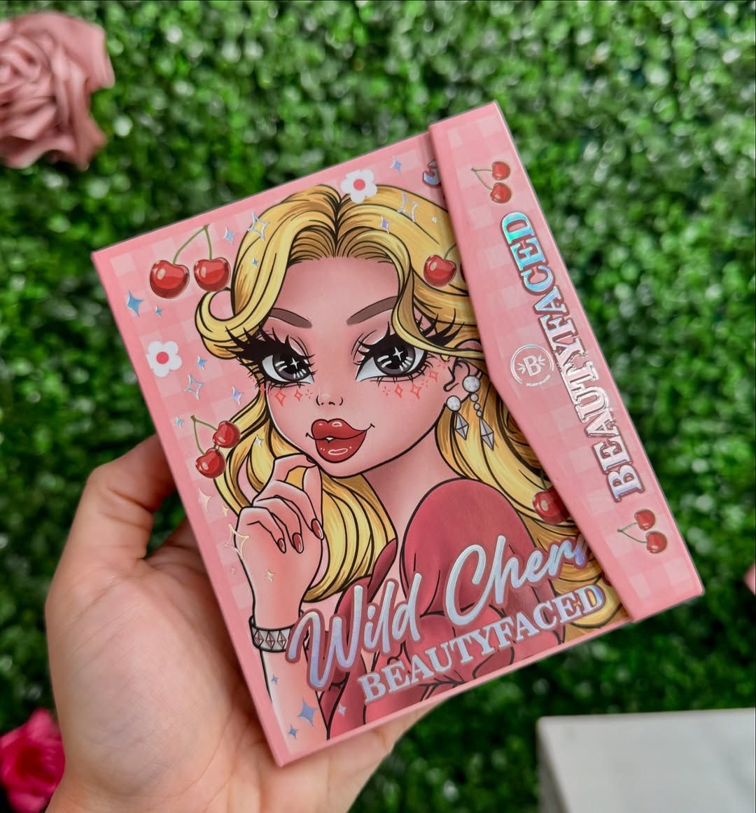 Eyeshadow Kit for Girls: Complete Set for Stunning Eye Makeup - Best Quality Eyeshadow Kit For Girls - Eyeshadow Kit - Eyeshadow Palette View Gallery - Pakistan