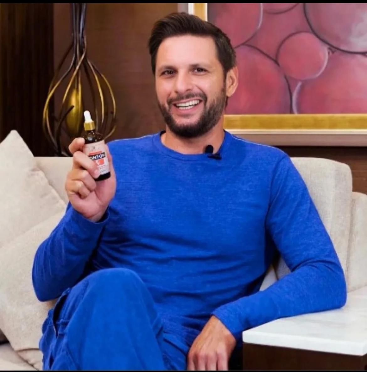 Sukoon Joint On Essential Oil Blend For Pain in Joints, Back Pain, Arthritis Pain, Knee Pain, Tennis Elbow, Strains and Sprains - 30ml View Gallery - Pakistan