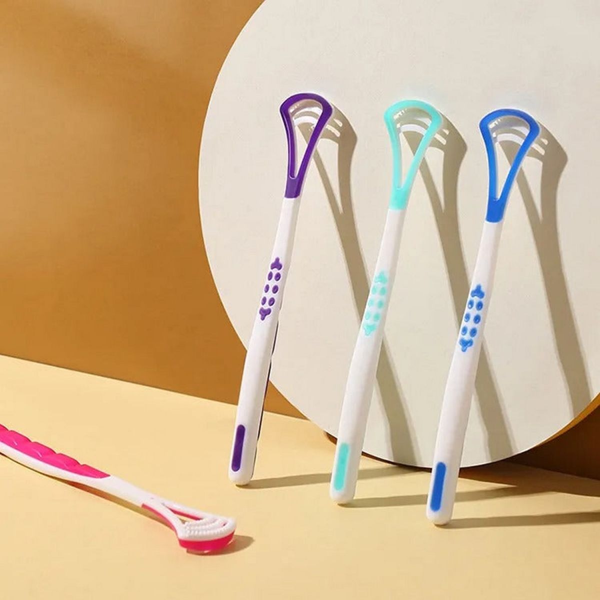 1 Piece Tongue Scraper | Tongue Cleaner | Double Head Tongue Cleaner | Reduce Bad Breath (random color) View Gallery - Pakistan