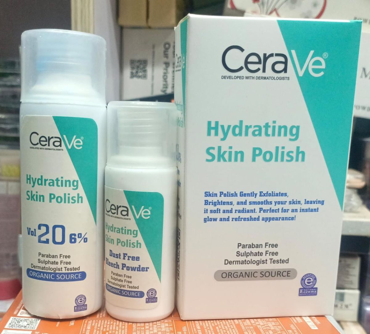 CERAVE HYDRATING SKIN POLISH Smoother Skin View Gallery - Pakistan