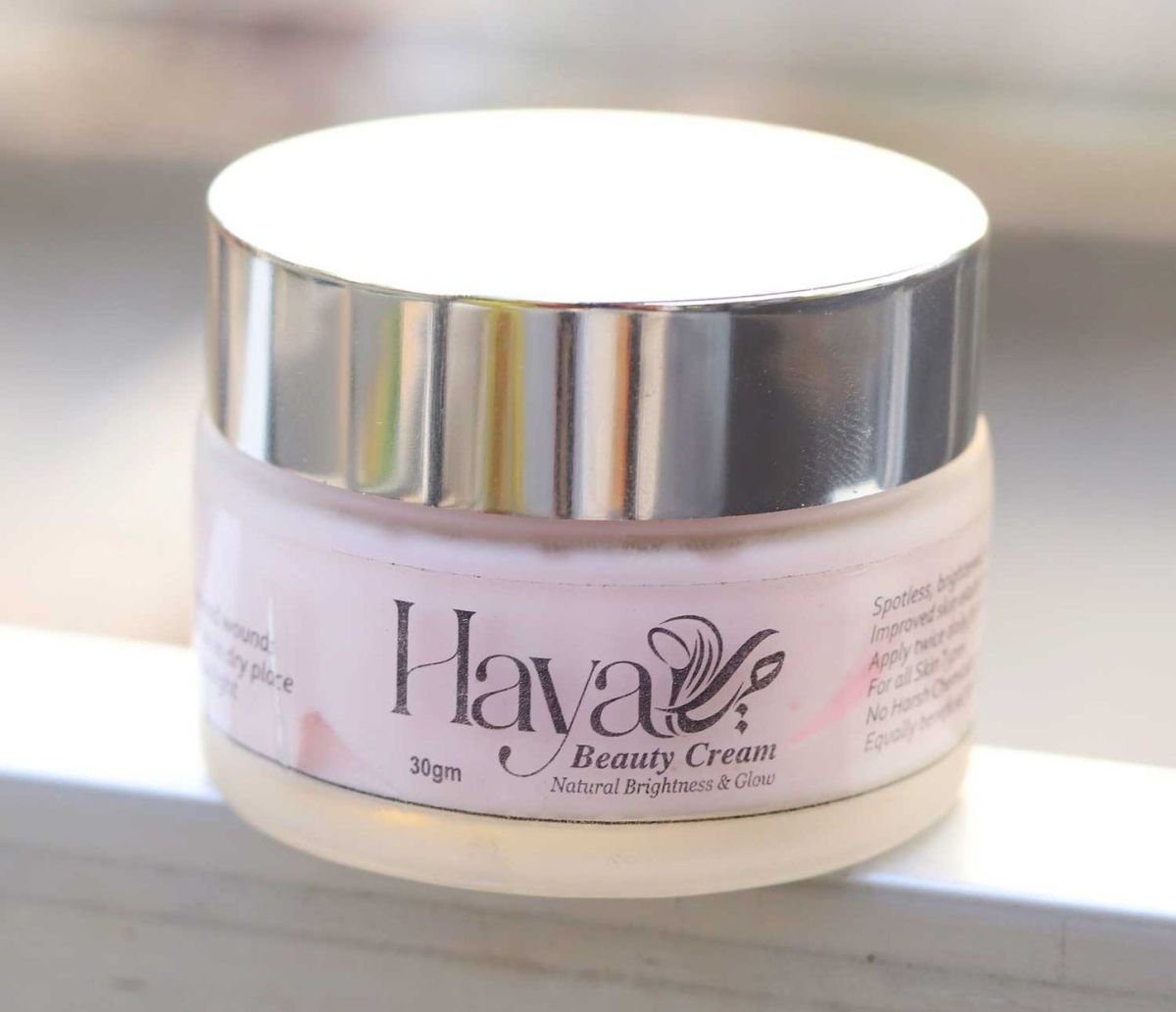 Haya Beauty Cream Natural Brightness &amp;amp; Glow Beauty Cream White &amp;amp; Glowing Face Cream 30mg