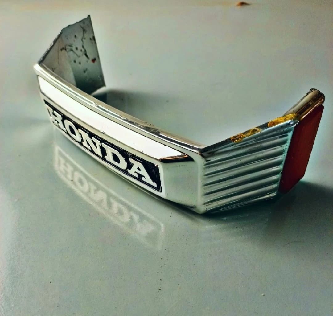 Front Monogram for Honda 125 Bikes | Best Quality Monogram | Sleek and Elegent Design