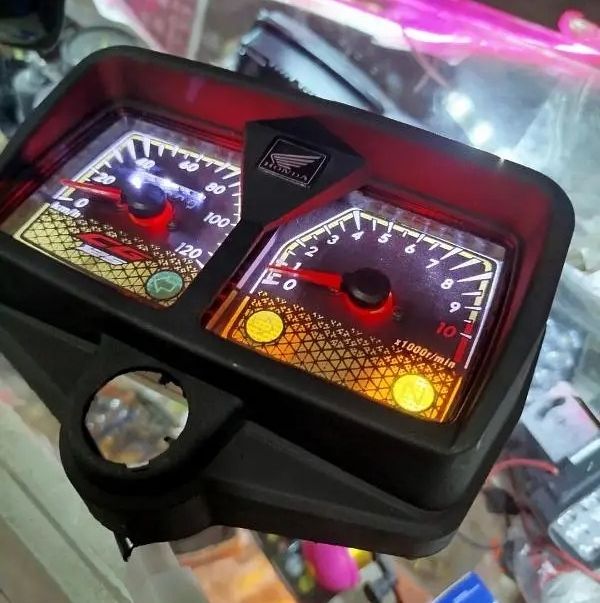 Speedometer for CG 125 Motorcycle | Honda 125cc Bikes With Meter Colour Lights (Complete meter with box) View Gallery - Pakistan