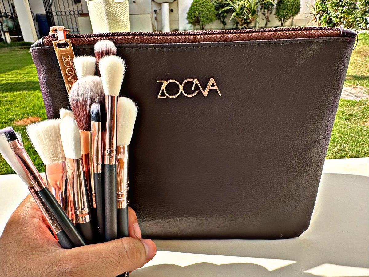 pack of 12 Zoeva makeup brushes with pouch complete makeup brush set including 12 face and eye make up brushes View Gallery - Pakistan