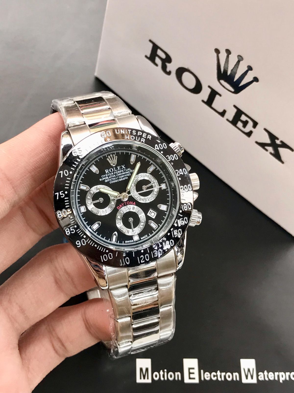Rolex Daytona Rotating Bezel Quartz Machine | Quartz Chronograph Movement Silver Stainless Steel Strap Watch With Master Lock For Men ( Without Box ) View Gallery - Pakistan