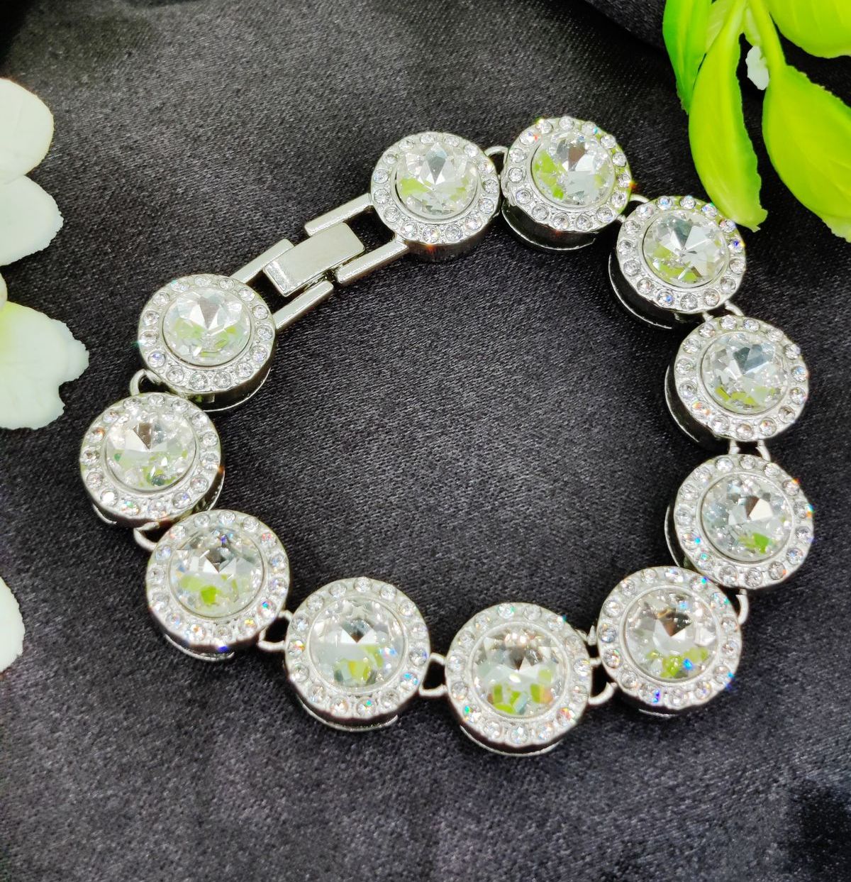 Imported Luxurious Adjustable Bracelet | Best Quality Artificial Bracelet For Girls &amp; Women | Bracelet For Every Occasion | Elegant Design View Gallery - Pakistan