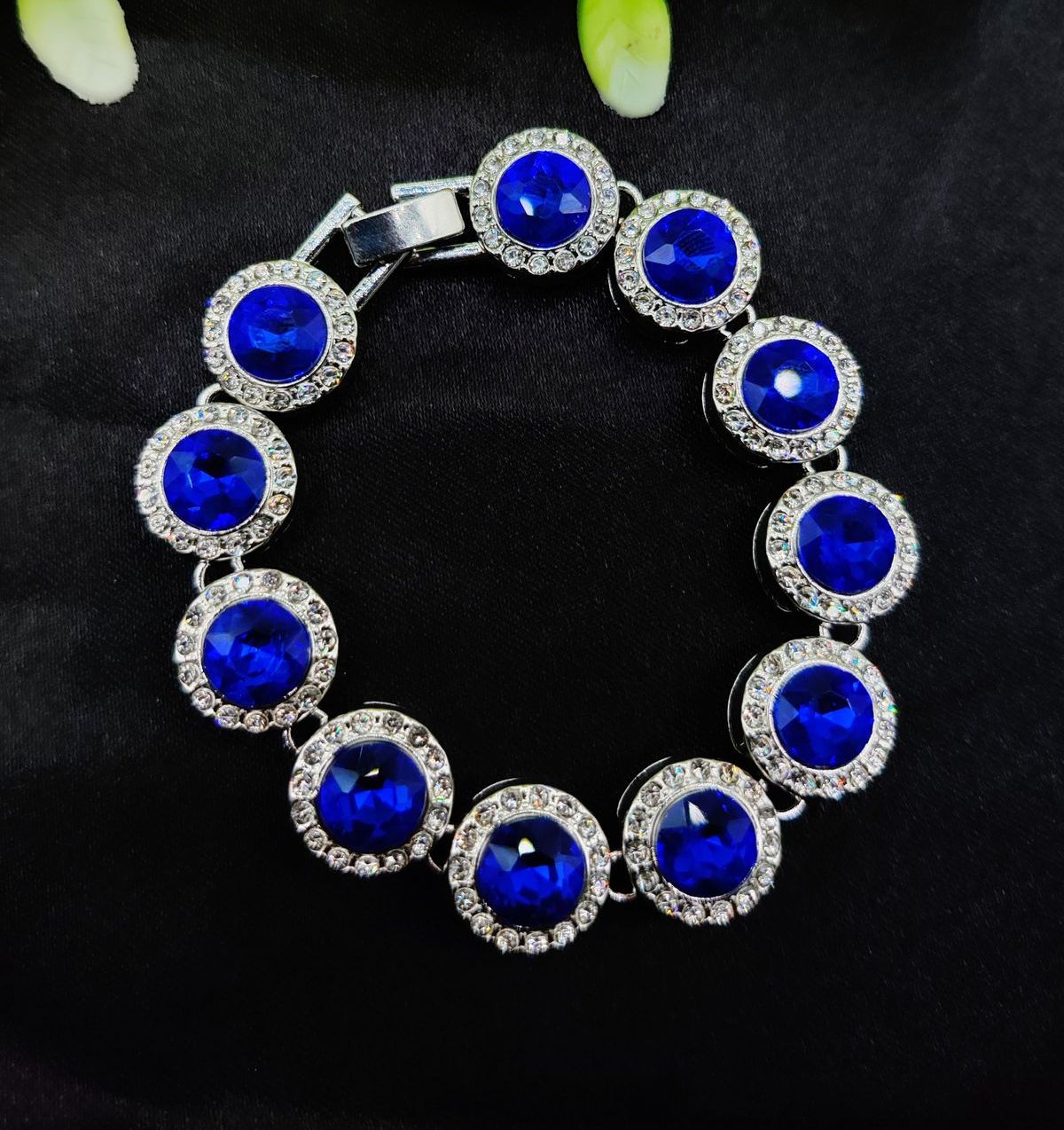 Imported Luxurious Adjustable Bracelet | Best Quality Artificial Bracelet For Girls &amp; Women | Bracelet For Every Occasion | Elegant Design View Gallery - Pakistan