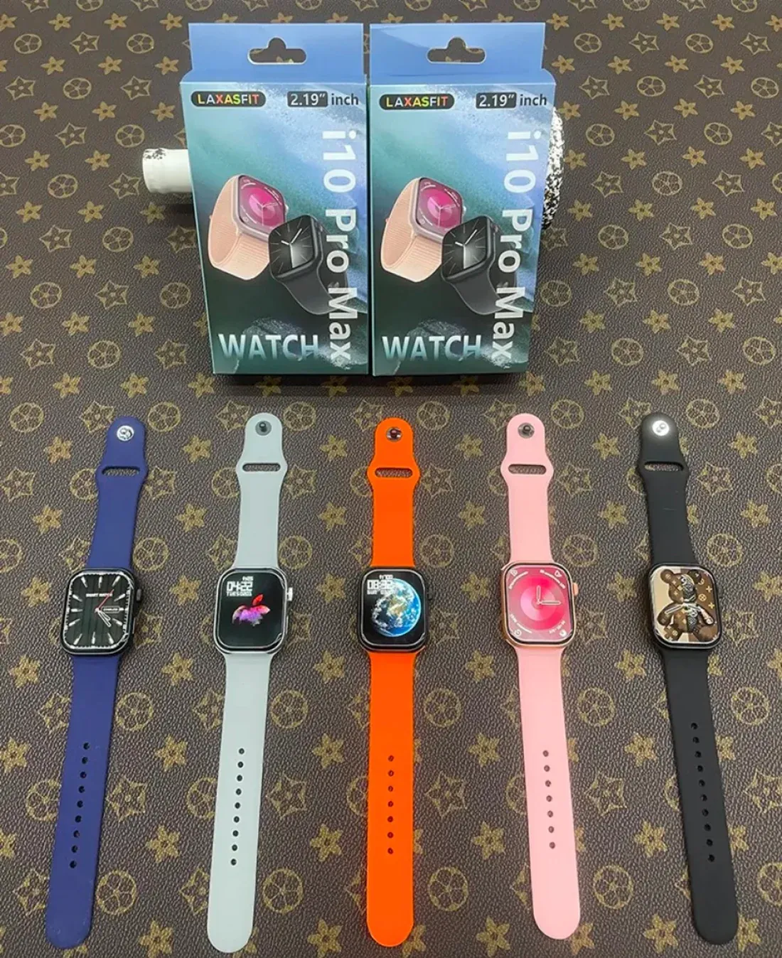 i10 Pro Max Smart Watch Series 9 Bluetooth Calling 2.19 HD Display 49mm Size Sports Fitness With Game ( Random Color ) View Gallery - Pakistan