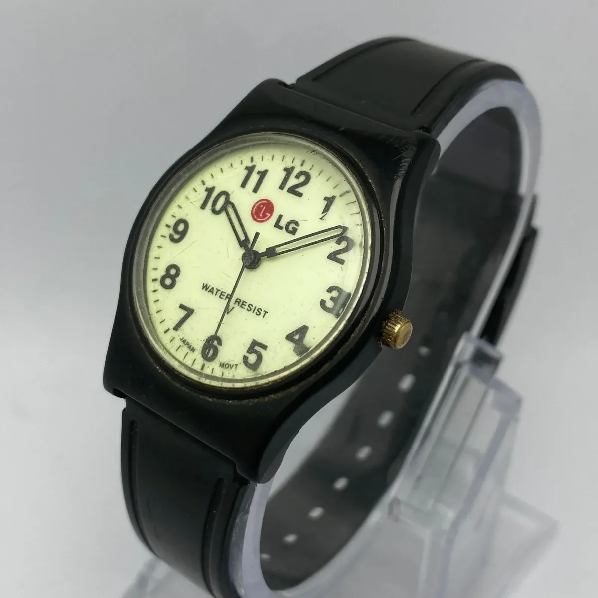 Family Gift Pack of 3 Watches | Best Quality Watches | Daniel Wellington Watch + LG Quartz Watch + Apple Logo Digital Watch | Watches ( Without Box ) (Random Color) View Gallery - Pakistan