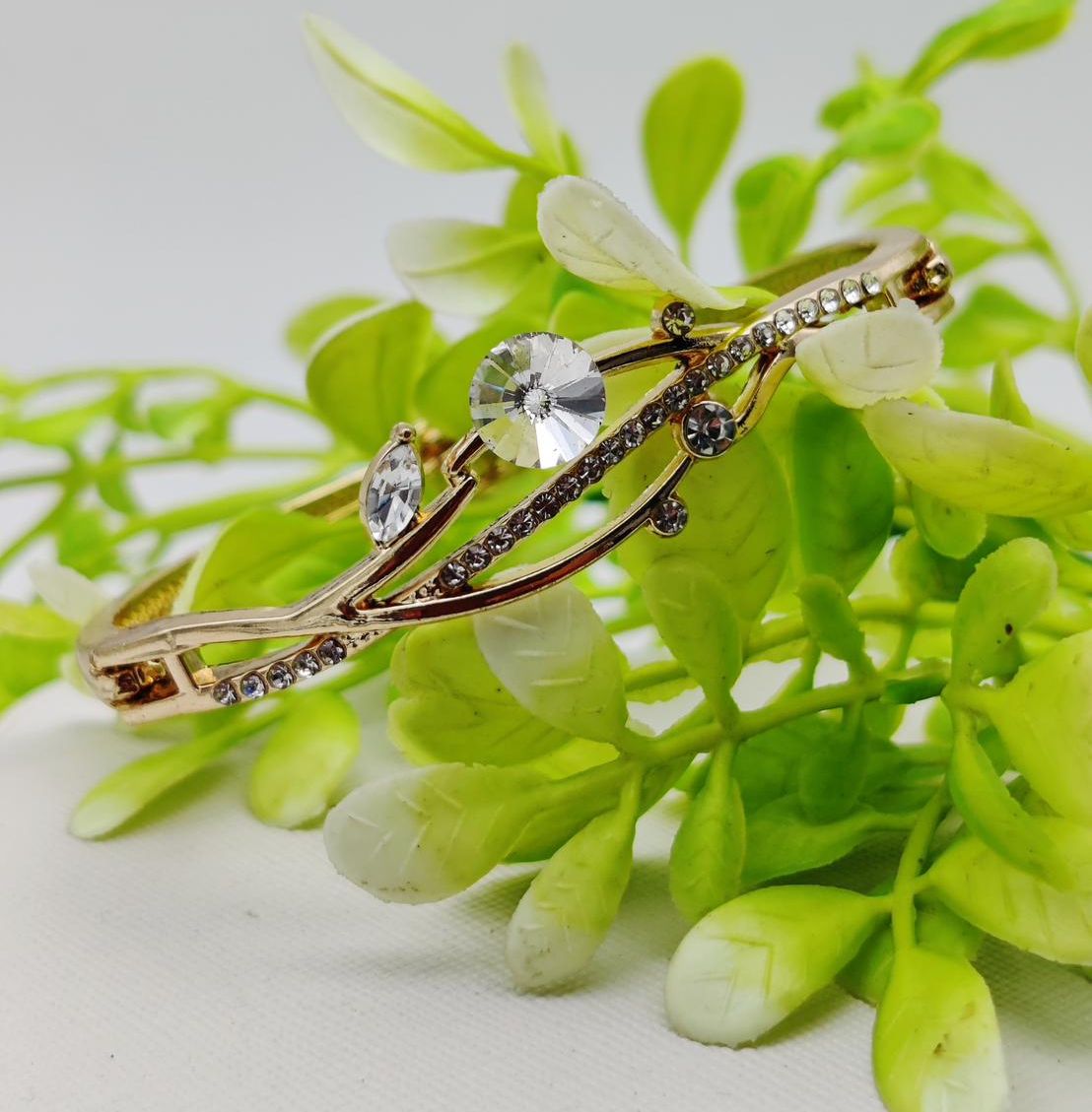 Elegant Adjustable Imported Crystal Vine Bracelet – A Dazzling Masterpiece | Best Quality Artificial Bracelet For Girls &amp; Women | Imported Glamour for Every Occasion View Gallery - Pakistan