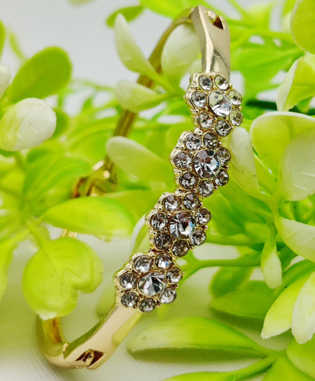 Sparkling Floral Adjustable Bracelet | Best Quality Artificial Bracelet For Girls &amp;amp; Women | Imported Elegance for Every Occasion | Elegant Design