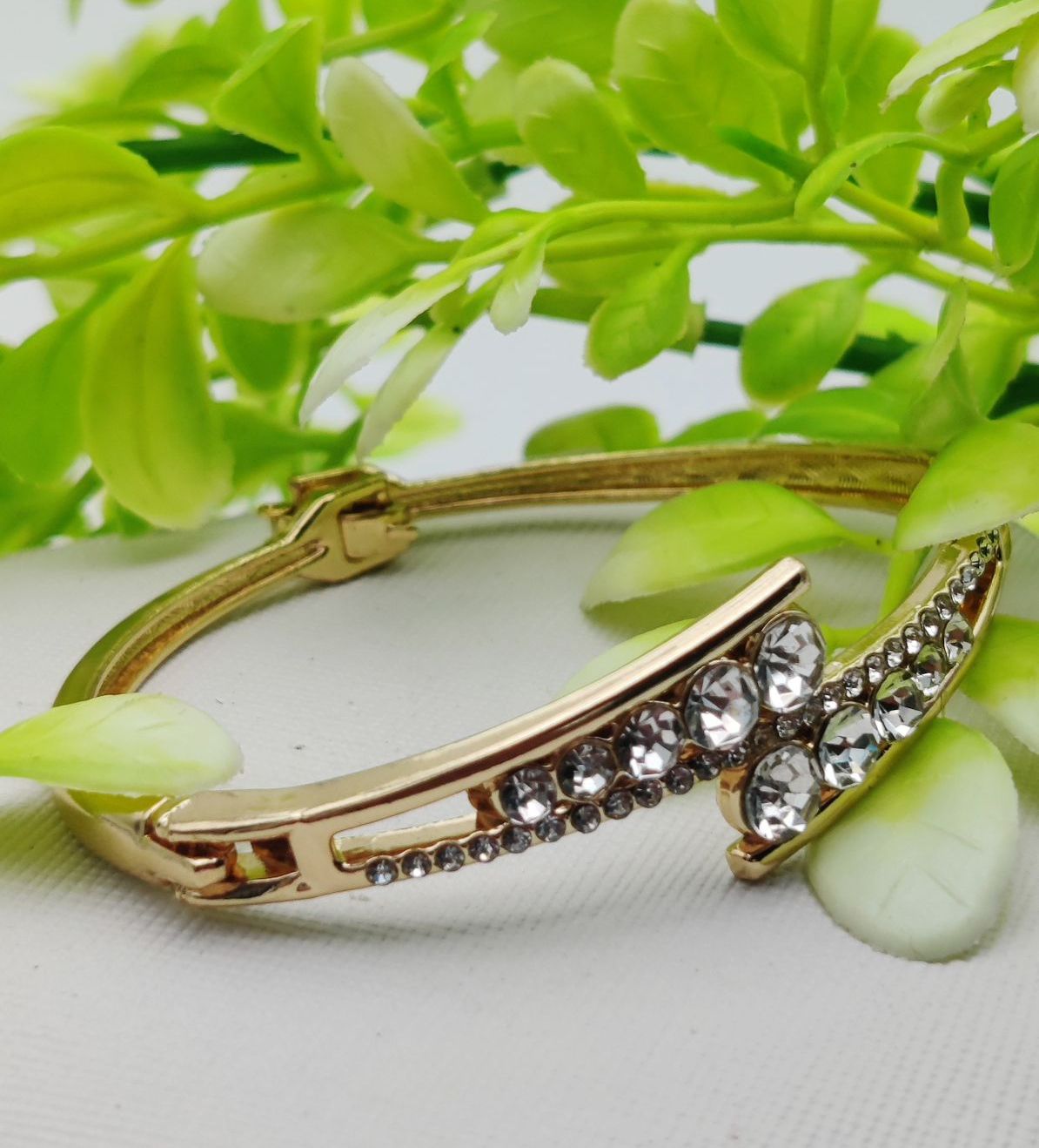 Radiant Elegance Adjustable Crystal Bracelet – | Best Quality Artificial Bracelet For Girls &amp; Women | Imported Glamour for Every Occasion | Elegant Design View Gallery - Pakistan