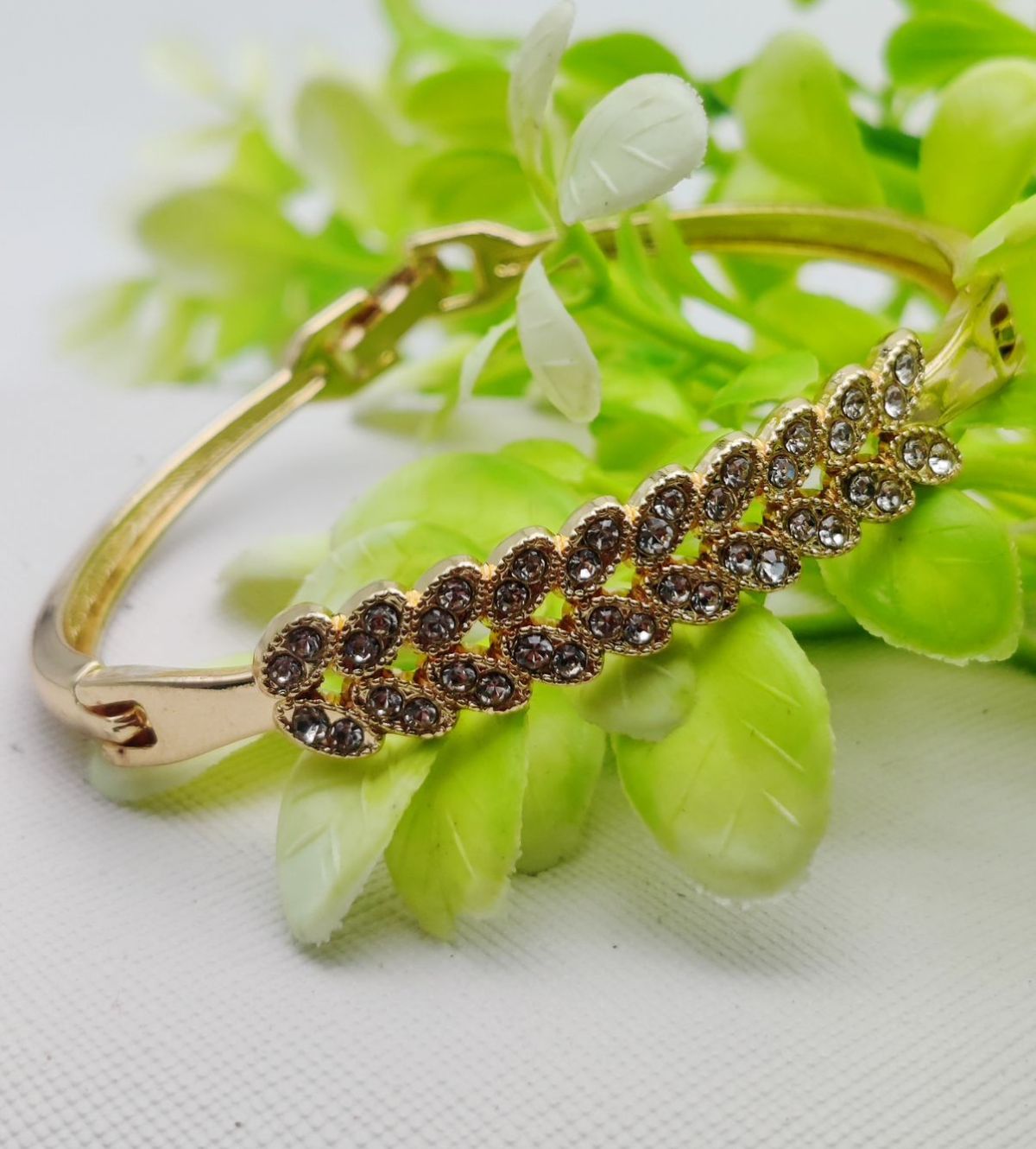 Imported Adjustable Leafy Crystal Bracelet – Elegance Redefined | Best Quality Artificial Bracelet For Girls &amp; Women | Bracelet For Every Occasion | Elegant Design View Gallery - Pakistan