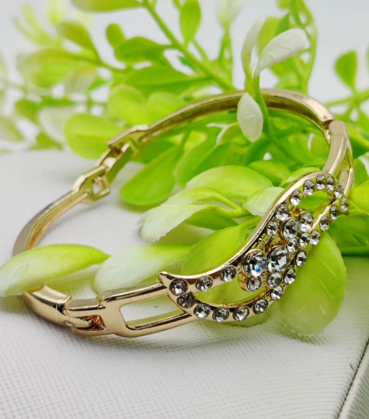 Exquisite Imported Adjustable Crystal Leaf Bracelet | Best Quality Artificial Bracelet For Girls &amp; Women | Bracelet For Every Occasion | Elegant Design View Gallery - Pakistan