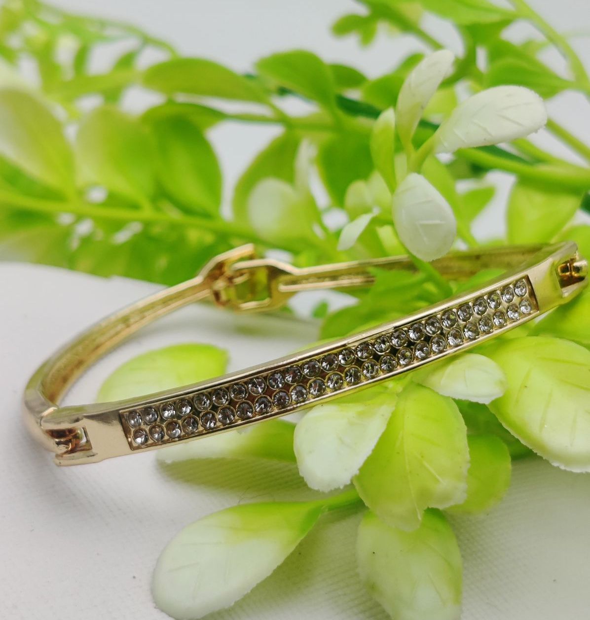 Adjustable Imported Crystal-Embellished Bracelet – Elegance Redefined! | Best Quality Artificial Bracelet For Girls &amp; Women | Bracelet For Every Occasion | Elegant Design View Gallery - Pakistan