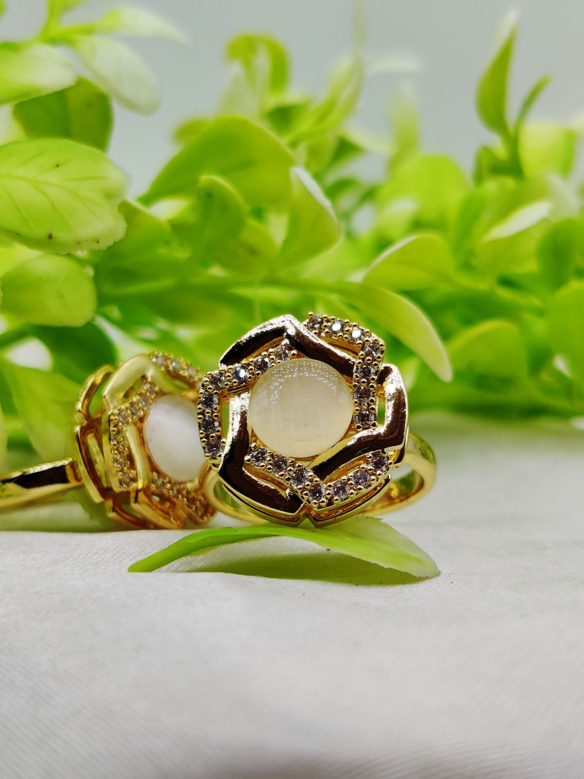 1 Piece Imported Elegant Dual-Tone Floral Gemstone Rings - Timeless Design 🌟 | Luxurious Design Ring | Adjustable Ring | Ring For Girls &amp; Women ✨ View Gallery - Pakistan