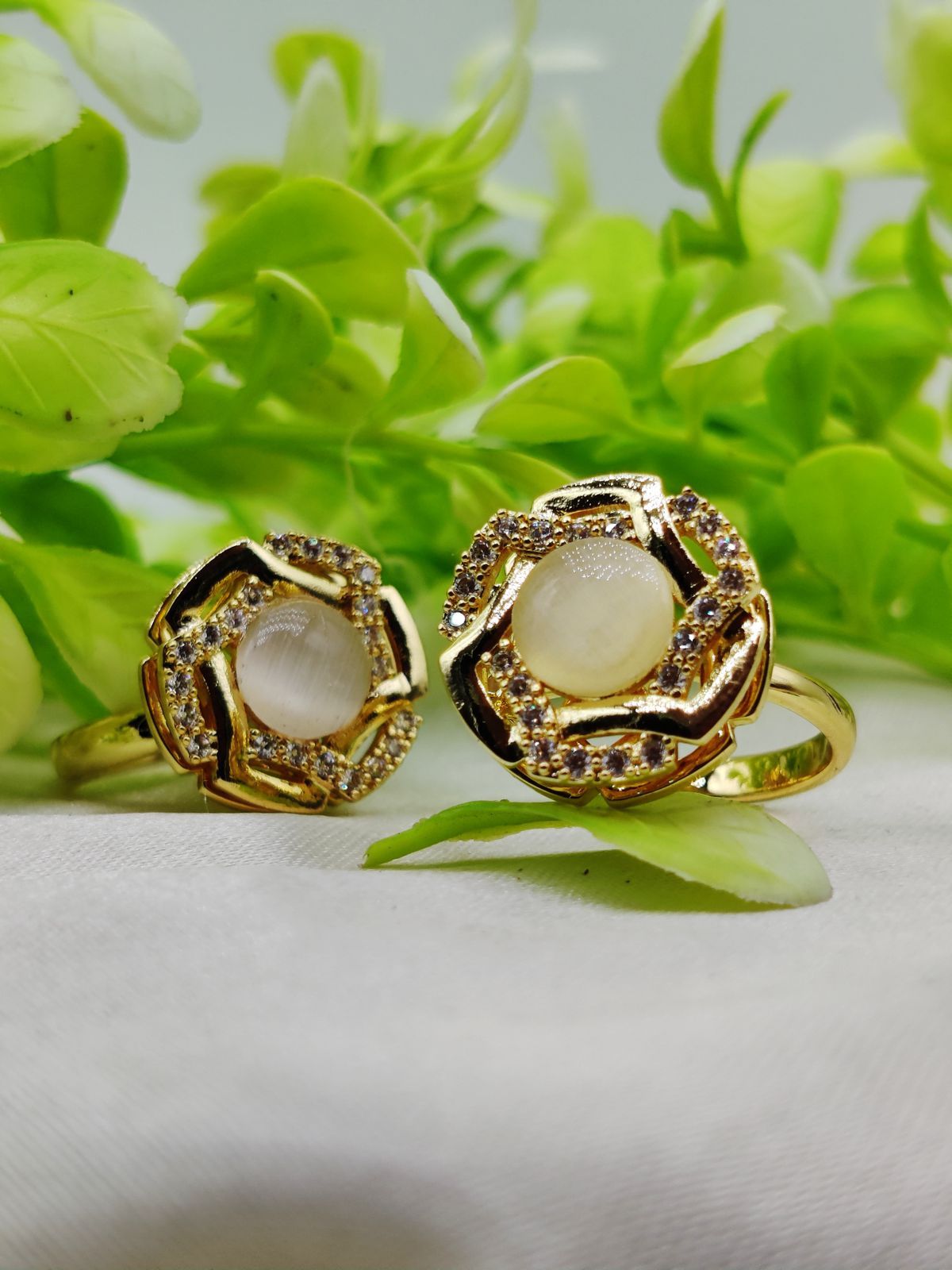 1 Piece Imported Elegant Dual-Tone Floral Gemstone Rings - Timeless Design 🌟 | Luxurious Design Ring | Adjustable Ring | Ring For Girls &amp; Women ✨ View Gallery - Pakistan