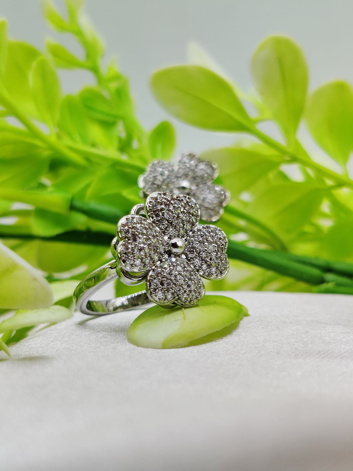1 Piece Imported Blossoming Elegance Moveable Ring – Gold &amp; Silver Color Options 🌟 | Luxurious Design Ring | Adjustable Ring | Ring For Girls &amp; Women ✨ View Gallery - Pakistan