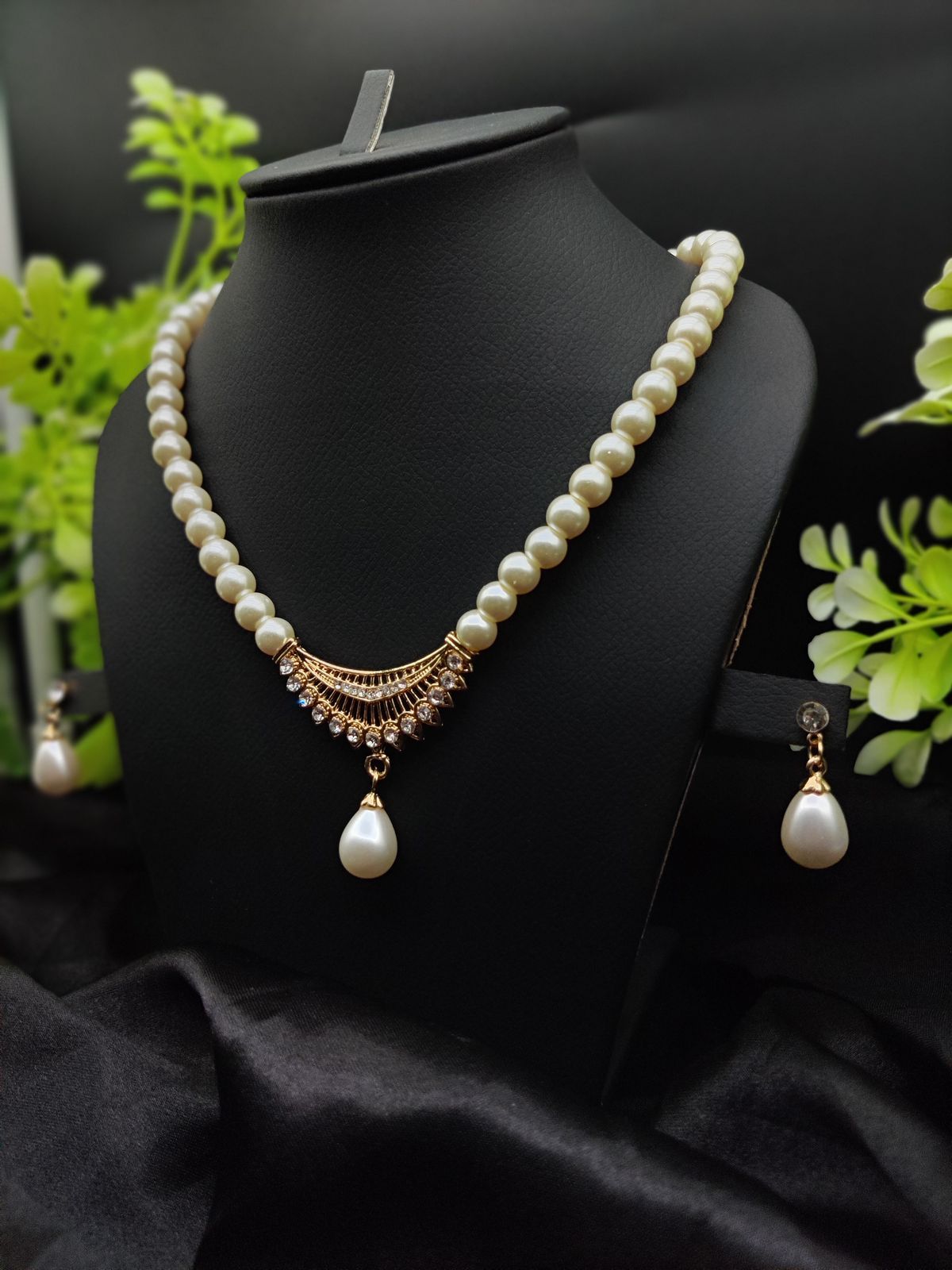 ✨ Imported Pearl Perfection Dual-Strand Necklace Set with Elegant Teardrop Pendant ✨ | Artificial Necklace For Girls &amp; Women View Gallery - Pakistan
