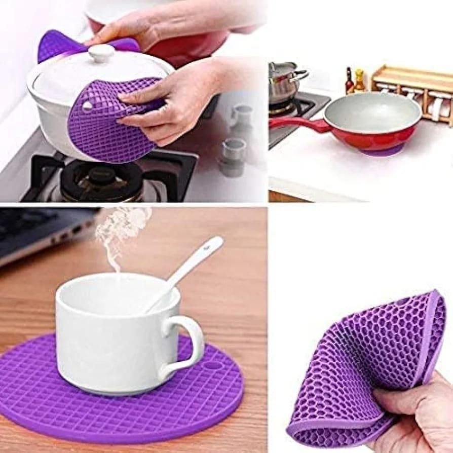 Multifunction Original Heat Resistant Silicone Mat Nonslip Pads Pot Holder Table Place mat (random color) View Gallery - Pakistan