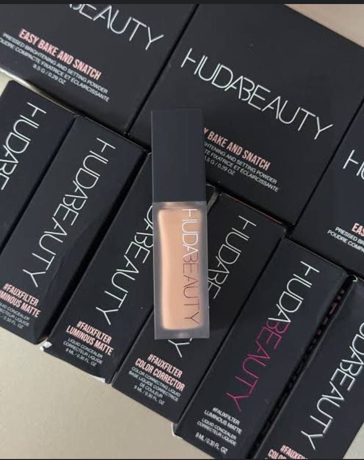 Huda Beauty Makeup Original Foundation Waterproof, Super Long Wear 24hr View Gallery - Pakistan