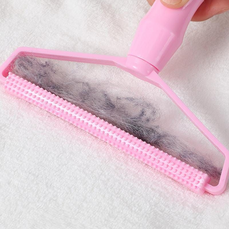 Portable Lint Remover Clothes Fuzz Shaver (Random Color) View Gallery - Pakistan