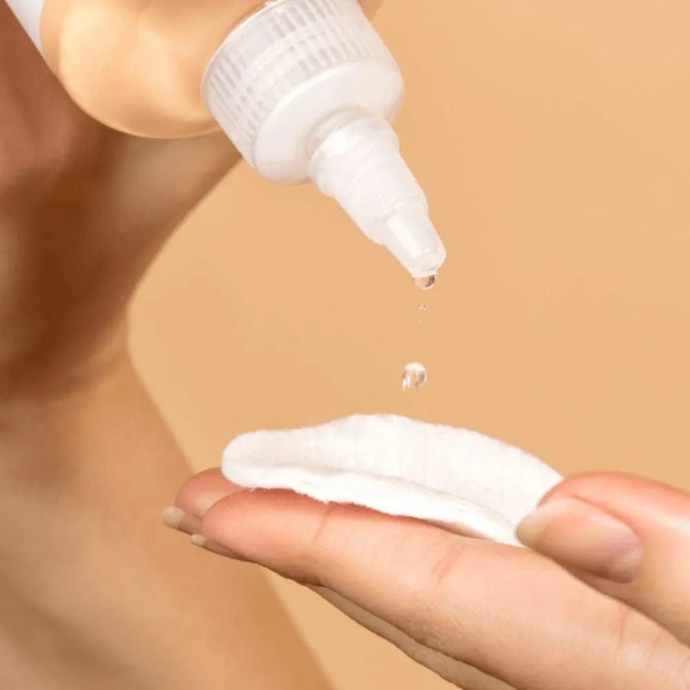 The Ordinary Glycolic Acid 7% Toning Solution Light Weight Liquid Provides Sun Protection 240ml View Gallery - Pakistan