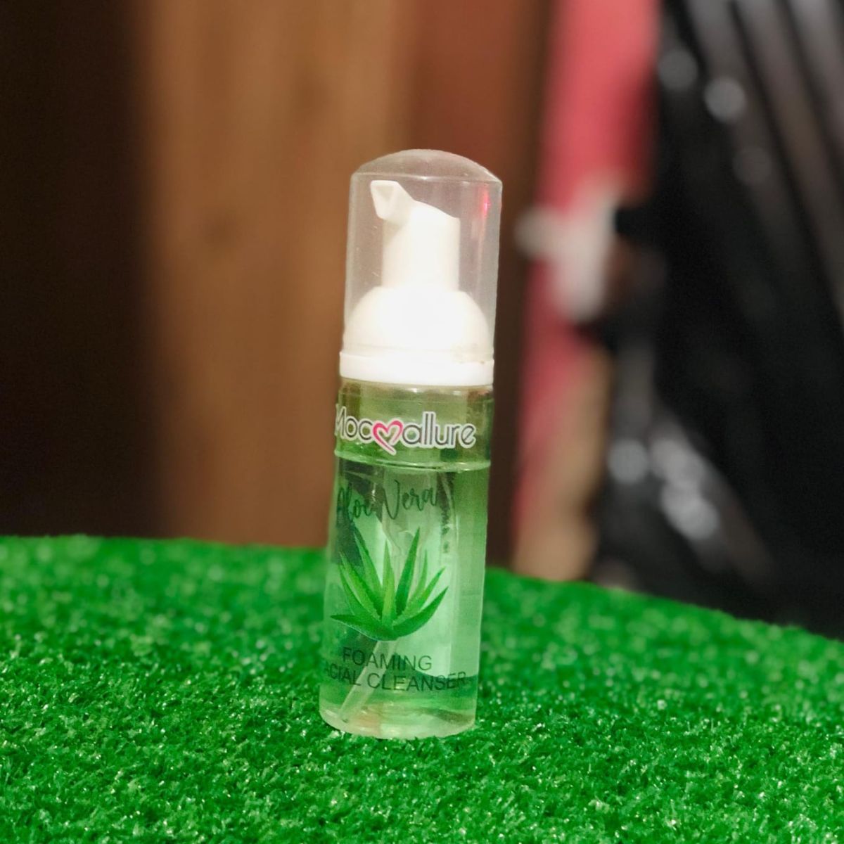 Mocallure Aloe Vera Foaming Facial Cleanser | Best Quality Face Cleanser View Gallery - Pakistan