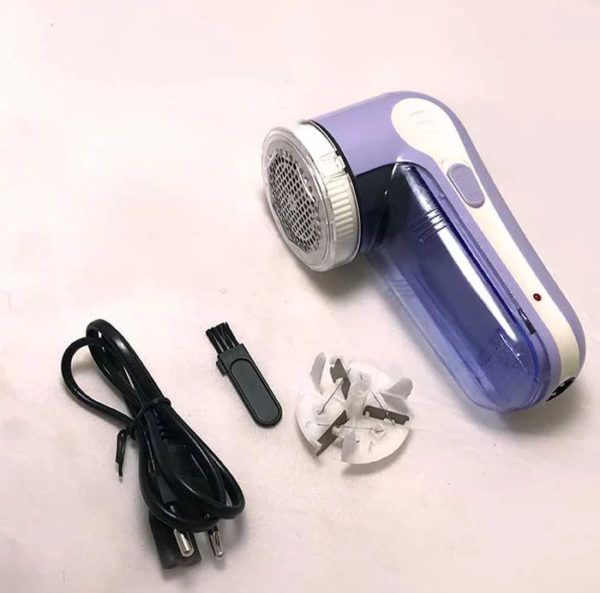 SENBAO A-613 Portable Rechargeable Clothes Lint Remover Clothes Shaver (Random Color) View Gallery - Pakistan
