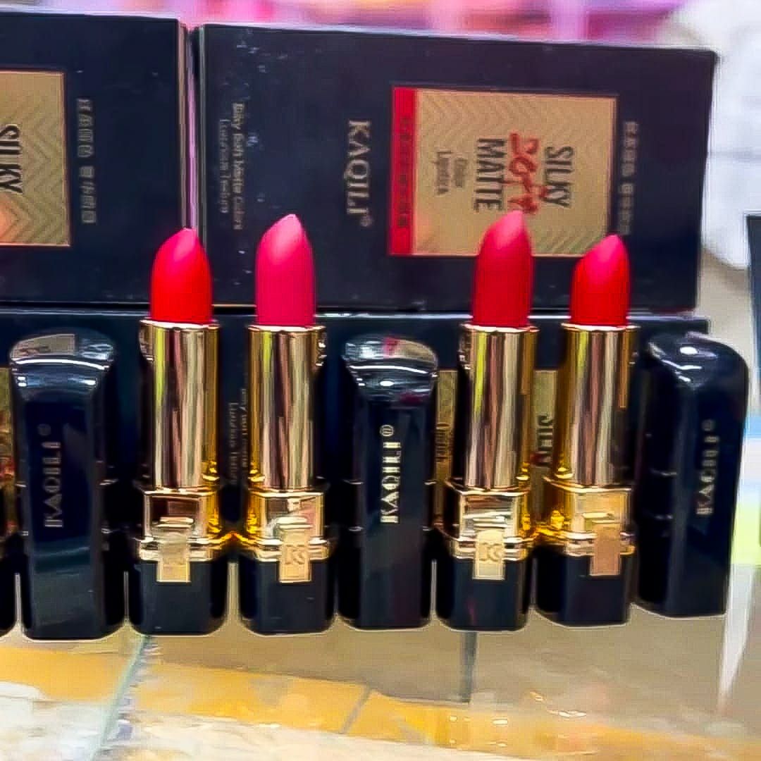 (Pack of 6) High Pigment Smooth Lipstick, Smooth Texture, Glossy Finish (random color) View Gallery - Pakistan