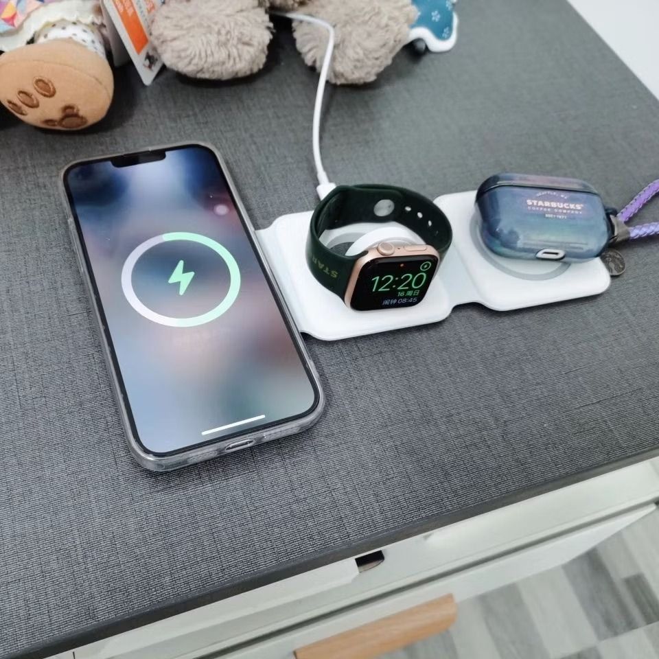 15W 3 in 1 Magnetic Wireless Charger Phone Induction Fast Charging Stand for Phone View Gallery - Pakistan