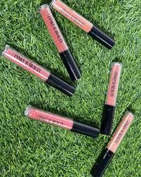 7 in 1 MakeUp Deal - 7pc Make-up Brush, Primer,  Lip pencil, Mascara, Lipgloss, LipPen, Liquid Foundation (Random) View Gallery - Pakistan