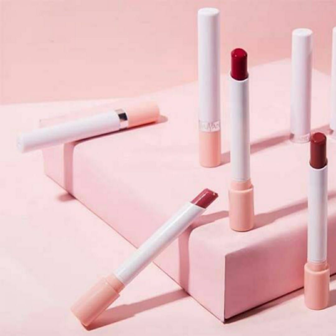 4 Pcs High Pigment Warda Beauty Little Smoke Mate Lipstick - Random Color View Gallery - Pakistan